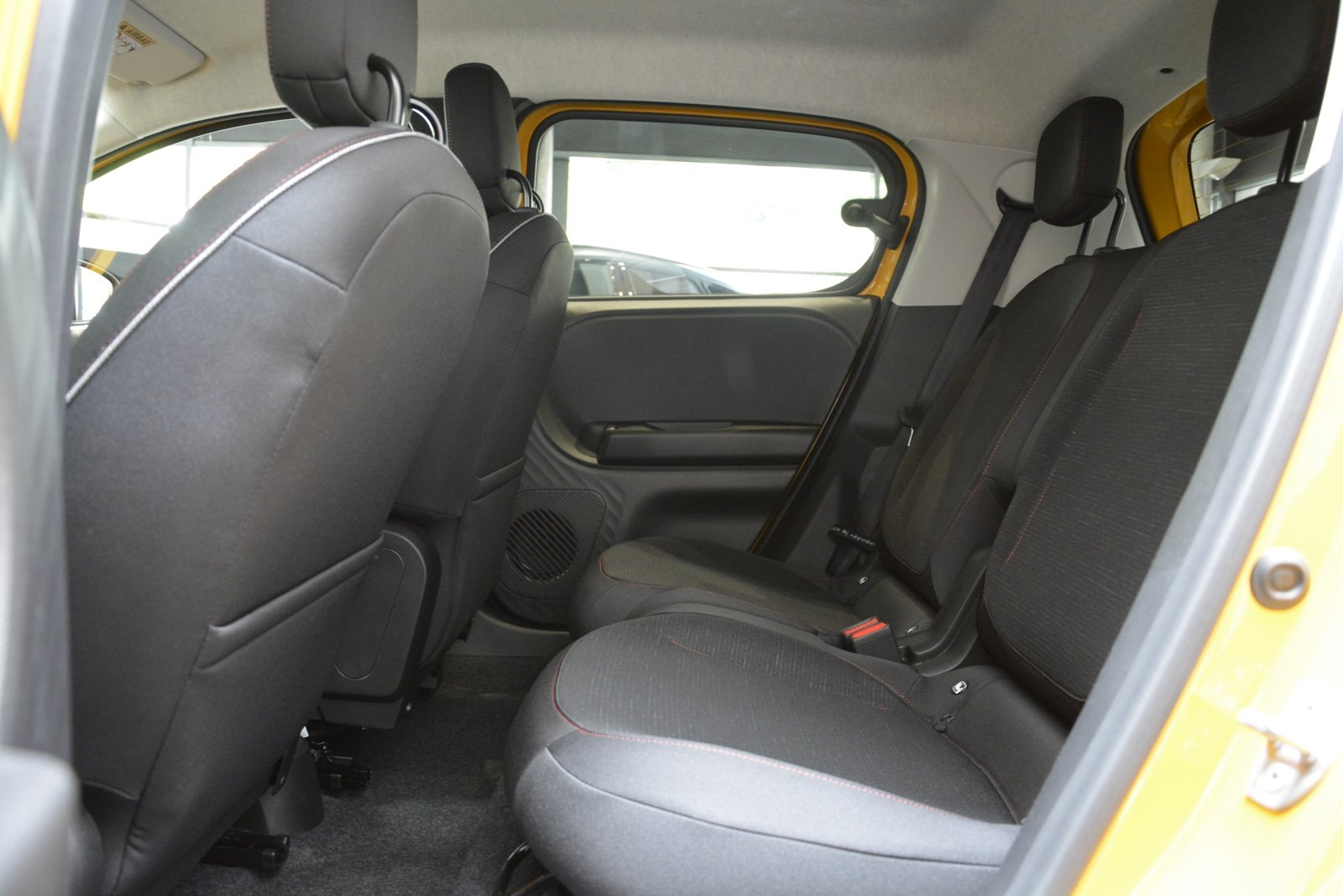 RENAULT TWINGO E-TECH ELECTRIC techno 80PS Urban Range, Electric, New car, Automatic - 7