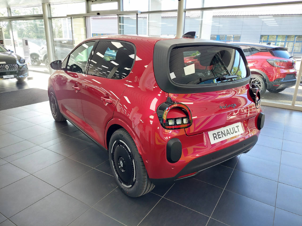 RENAULT Twingo E-Tech Urban Range techno, Électrique, Voiture nouvelle, Automatique - 4