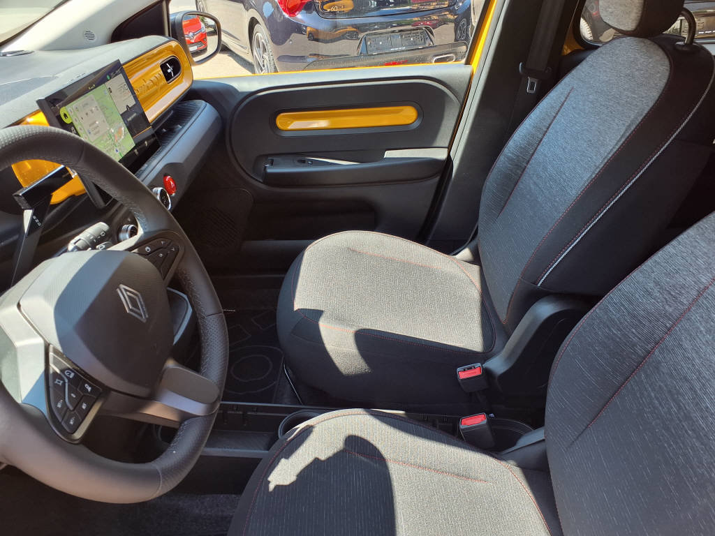RENAULT Twingo E-Tech Urban Range techno, Electric, New car, Automatic - 6