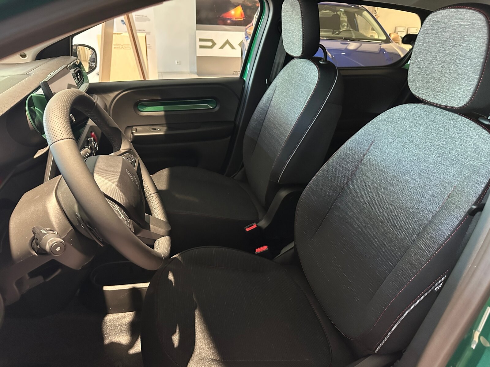 RENAULT TWINGO E-TECH ELECTRIC techno 80PS Urban Range, Electric, New car, Automatic - 2