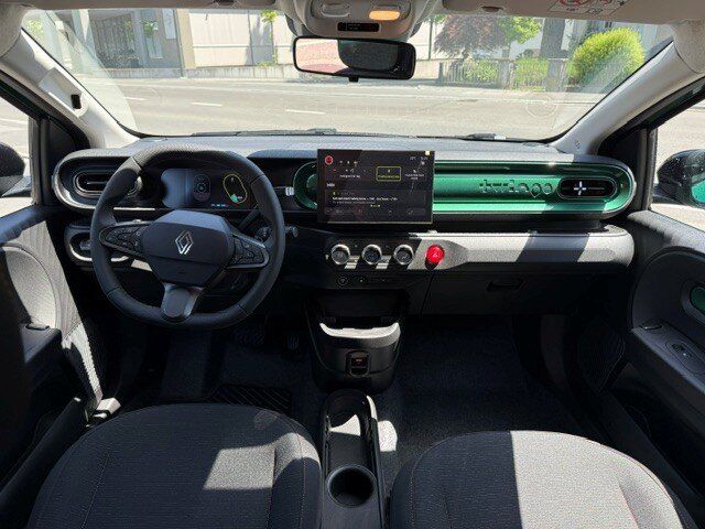 RENAULT Twingo E-Tech Urban Range techno, Electric, New car, Automatic - 6