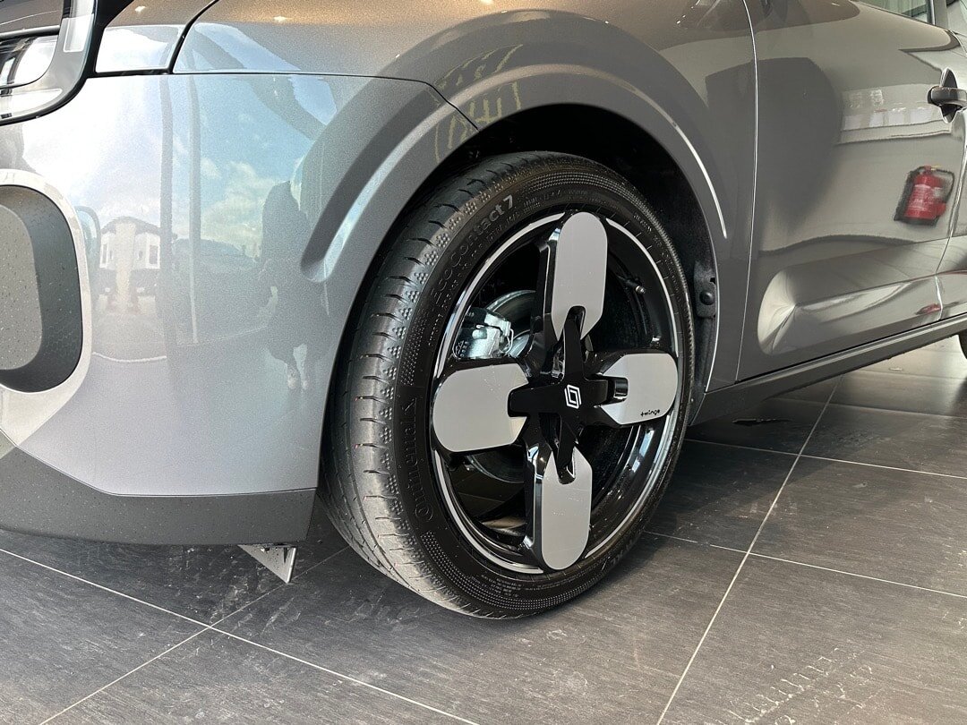 RENAULT Twingo E-Tech 27kWh Evolution, Elektro, Neuwagen, Automatik - 3