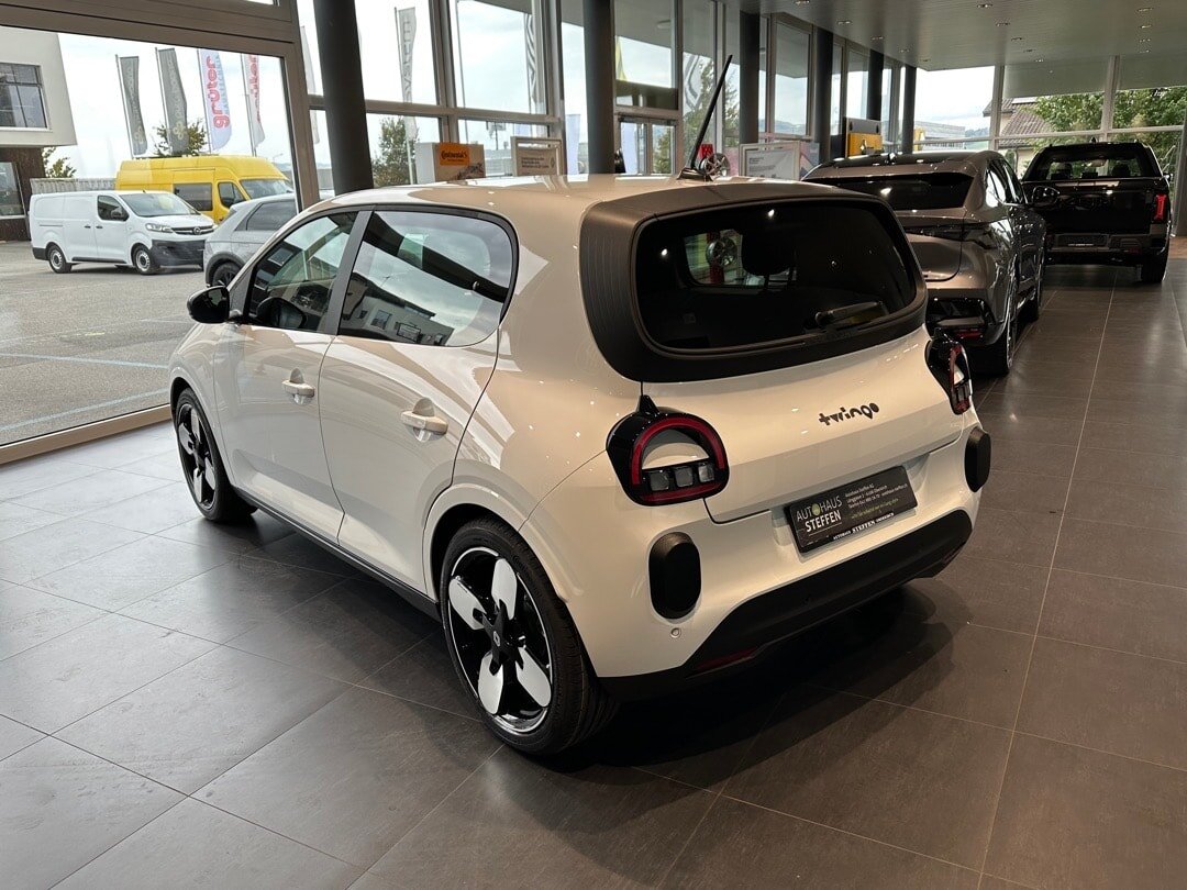 RENAULT Twingo E-Tech 27kWh Evolution, Elektro, Neuwagen, Automatik - 4