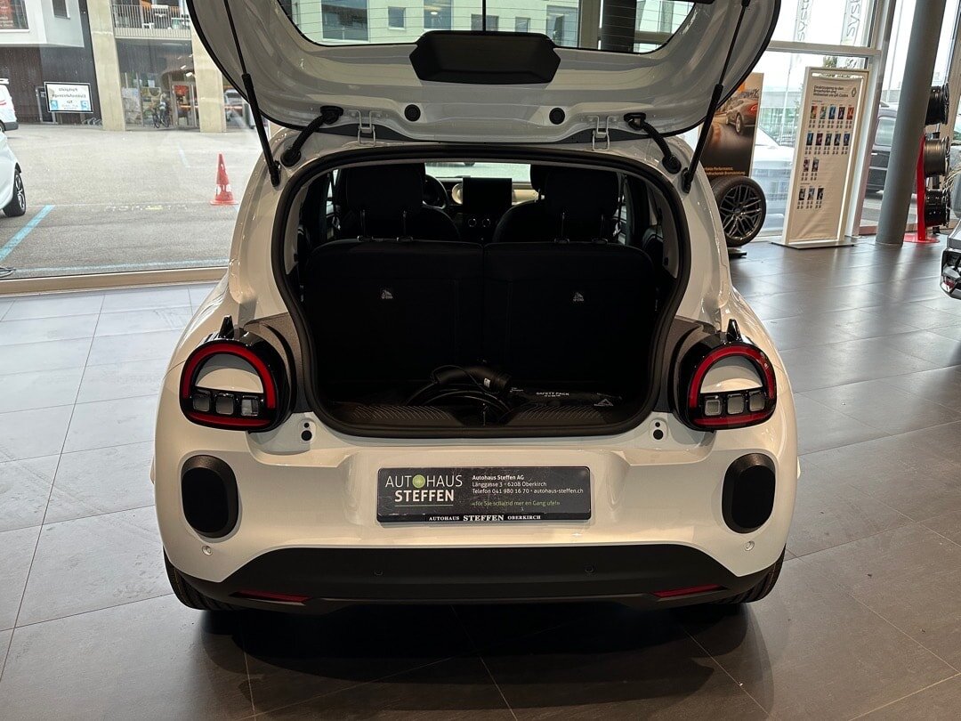 RENAULT Twingo E-Tech 27kWh Evolution, Elektro, Neuwagen, Automatik - 6