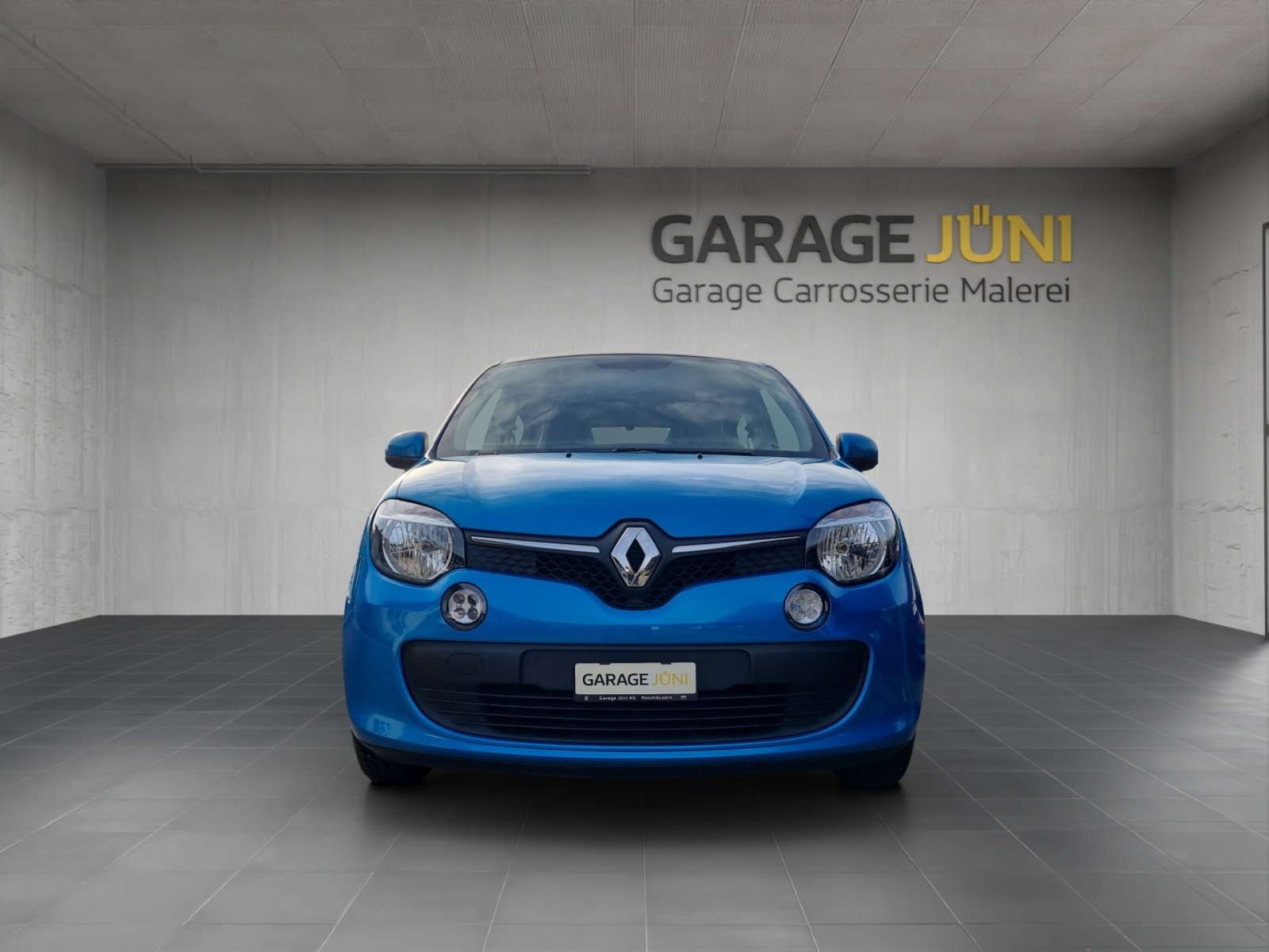 RENAULT Twingo 0.9 TCe 90 Zen, Petrol, Second hand / Used, Manual - 5