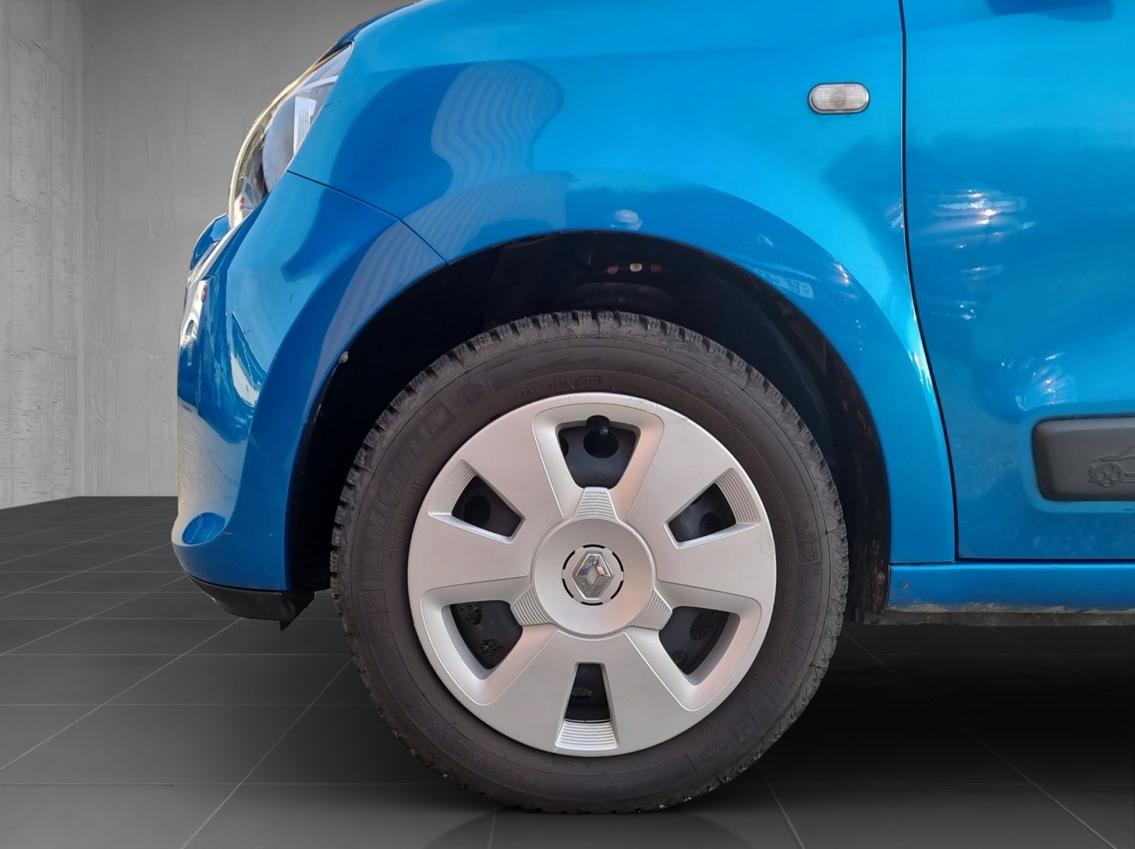 RENAULT Twingo 0.9 TCe 90 Zen, Petrol, Second hand / Used, Manual - 6