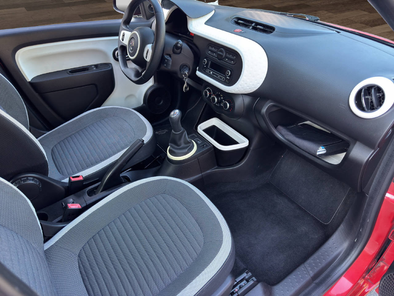 RENAULT Twingo 1.0 SCe 70 Zen, Benzin, Occasion / Gebraucht, Handschaltung - 7