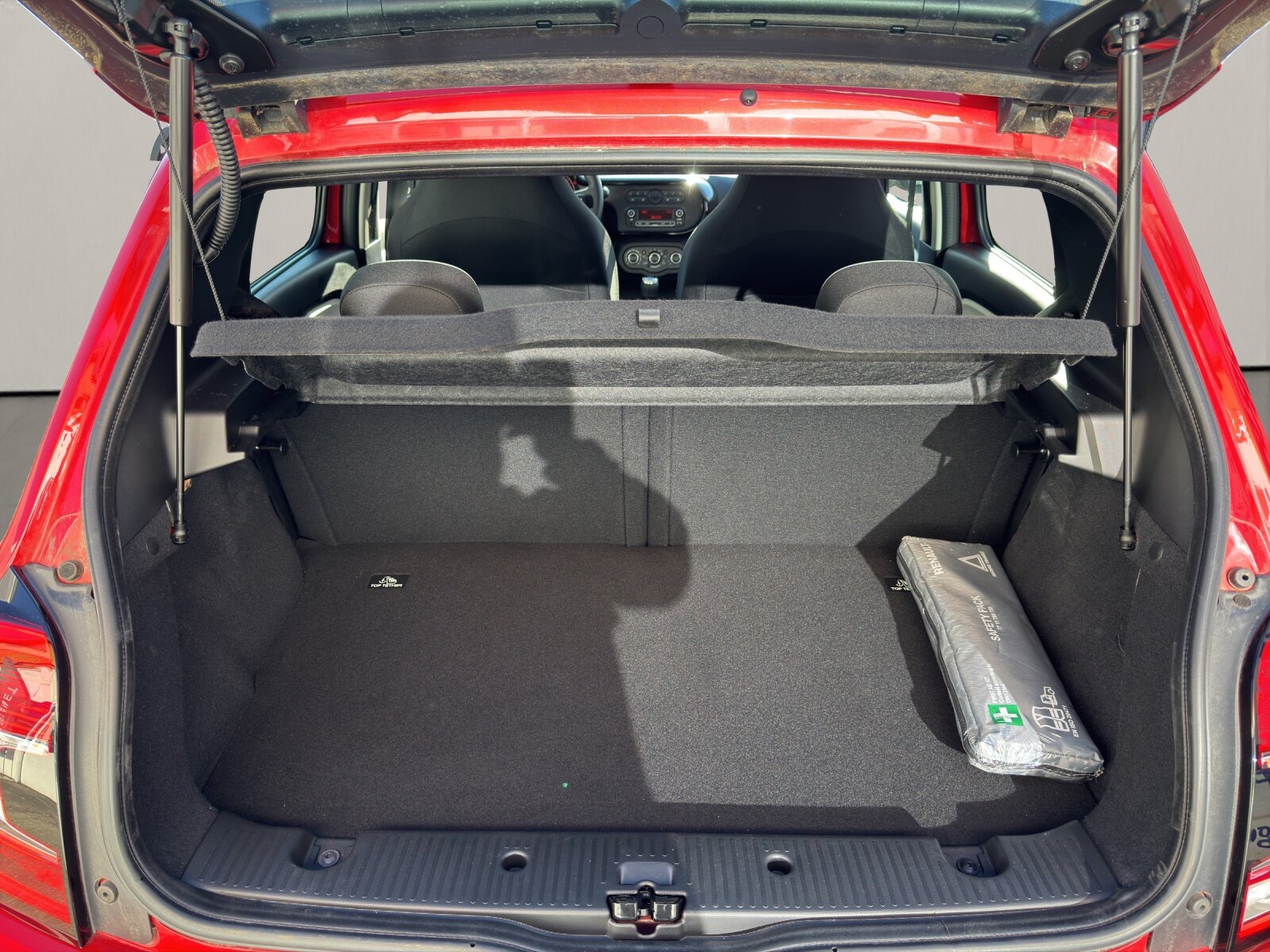 RENAULT Twingo 1.0 SCe 75 Life, Essence, Occasion / Utilisé, Manuelle - 5