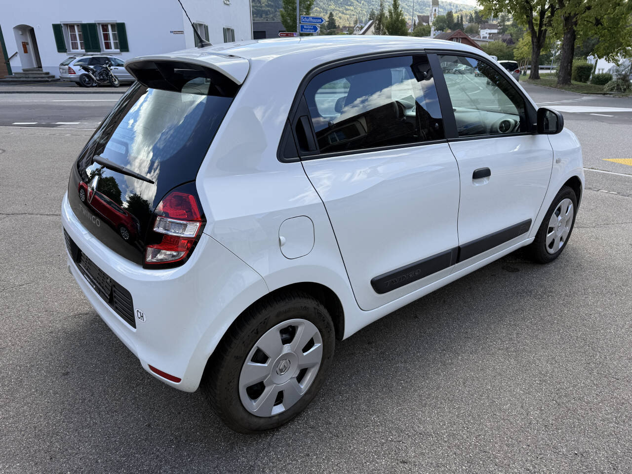 RENAULT Twingo III 1.0 SCe 70 Life, Benzin, Occasion / Gebraucht, Handschaltung - 3