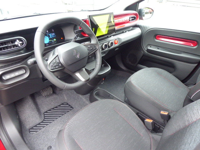 RENAULT Twingo E-Tech Urban Range techno, Electric, Ex-demonstrator, Automatic - 5