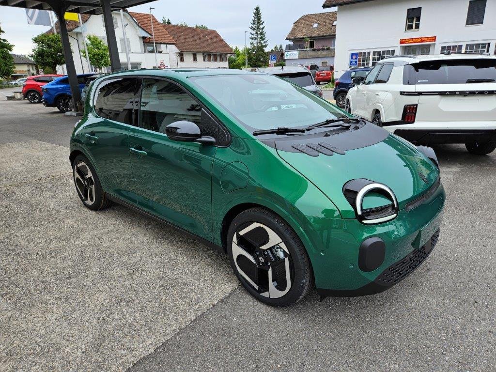 RENAULT Twingo E-Tech Urban Range techno, Electric, Ex-demonstrator, Automatic - 3