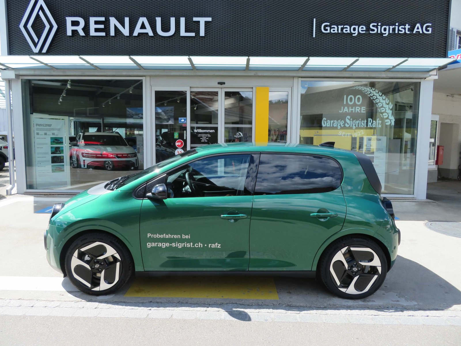 RENAULT Twingo E-Tech Urban Range techno