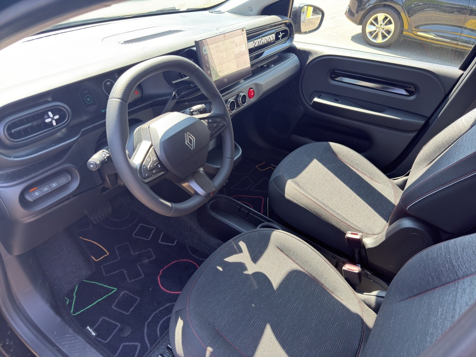 RENAULT TWINGO E-TECH ELECTRIC techno 80PS Urban Range, Électrique, Voiture de démonstration, Automatique - 5