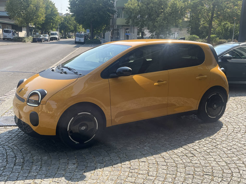 RENAULT TWINGO E-Tech Urban Range techno
