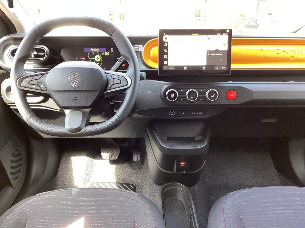 RENAULT TWINGO Urban Range techno, Electric, Ex-demonstrator, Automatic - 6