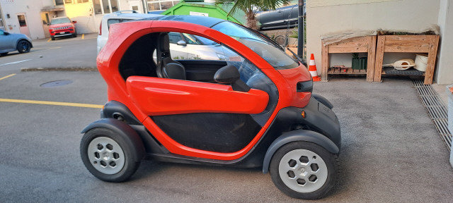 RENAULT Twizy Z.E. Urban, Elektro, Occasion / Gebraucht, Automatik - 2