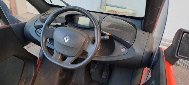 RENAULT Twizy Z.E. Urban, Elektro, Occasion / Gebraucht, Automatik - 5