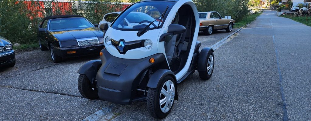 RENAULT Urban
