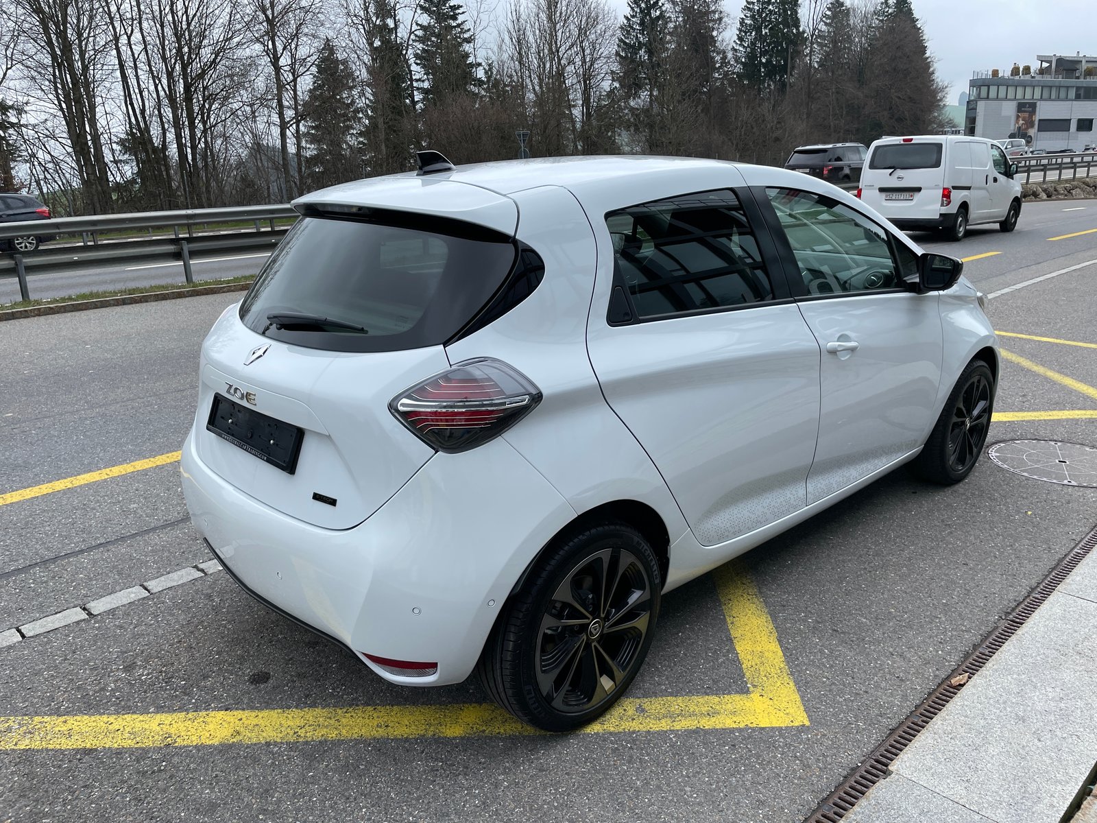 RENAULT Zoe R135 (incl. Batterie) Iconic, Elektro, Neuwagen, Automatik - 6