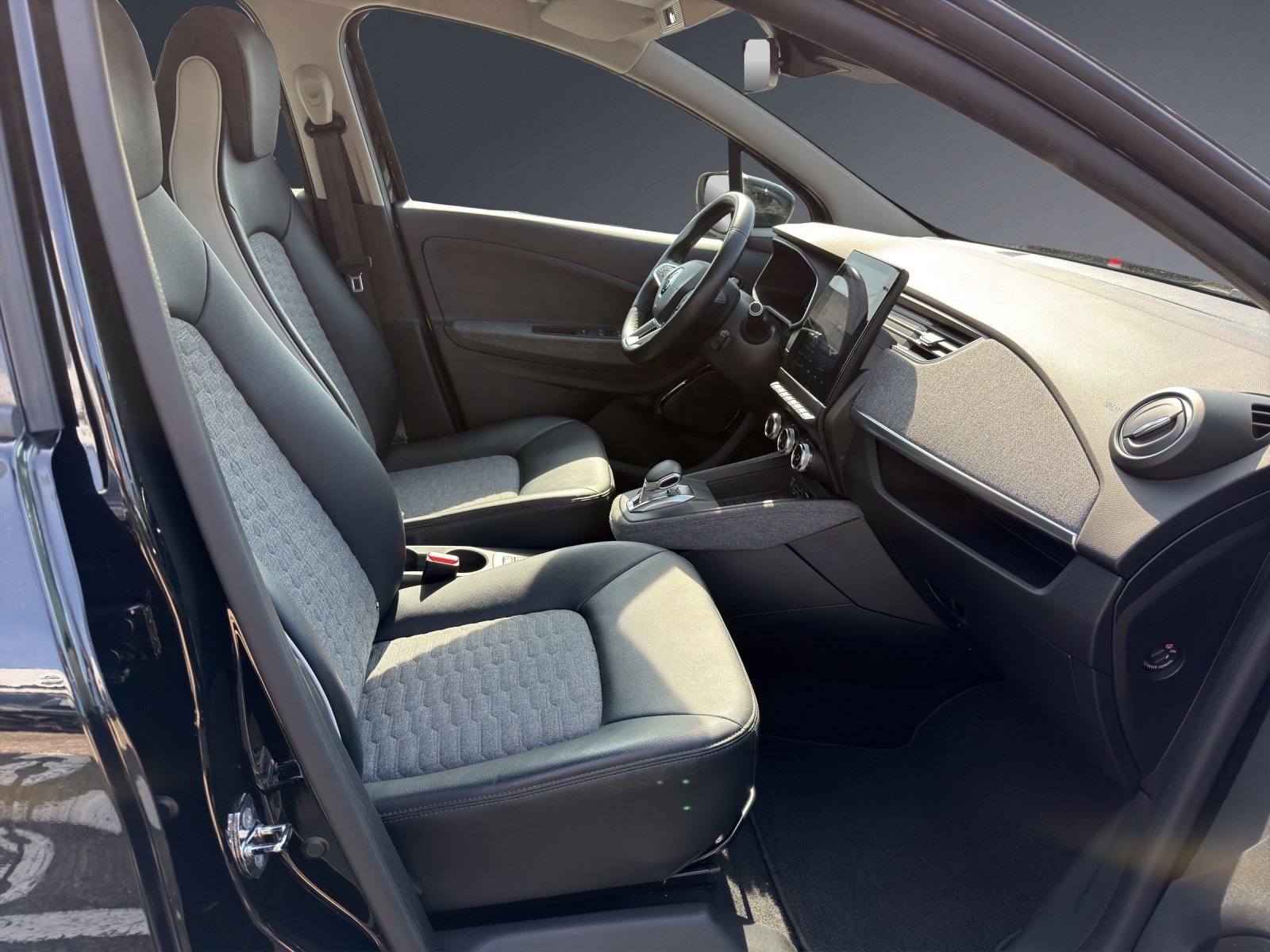 RENAULT Zoe Intens R135, Elektro, Occasion / Gebraucht, Automatik - 7