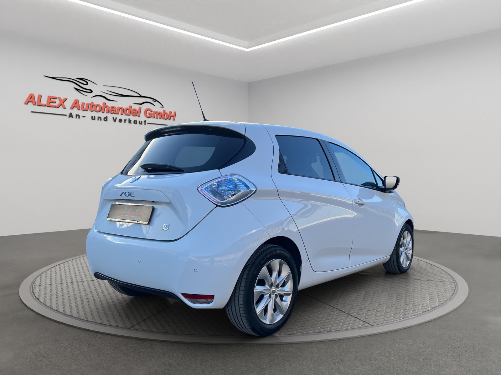 RENAULT Zoe Zen Q210, Électrique, Occasion / Utilisé, Automatique - 7