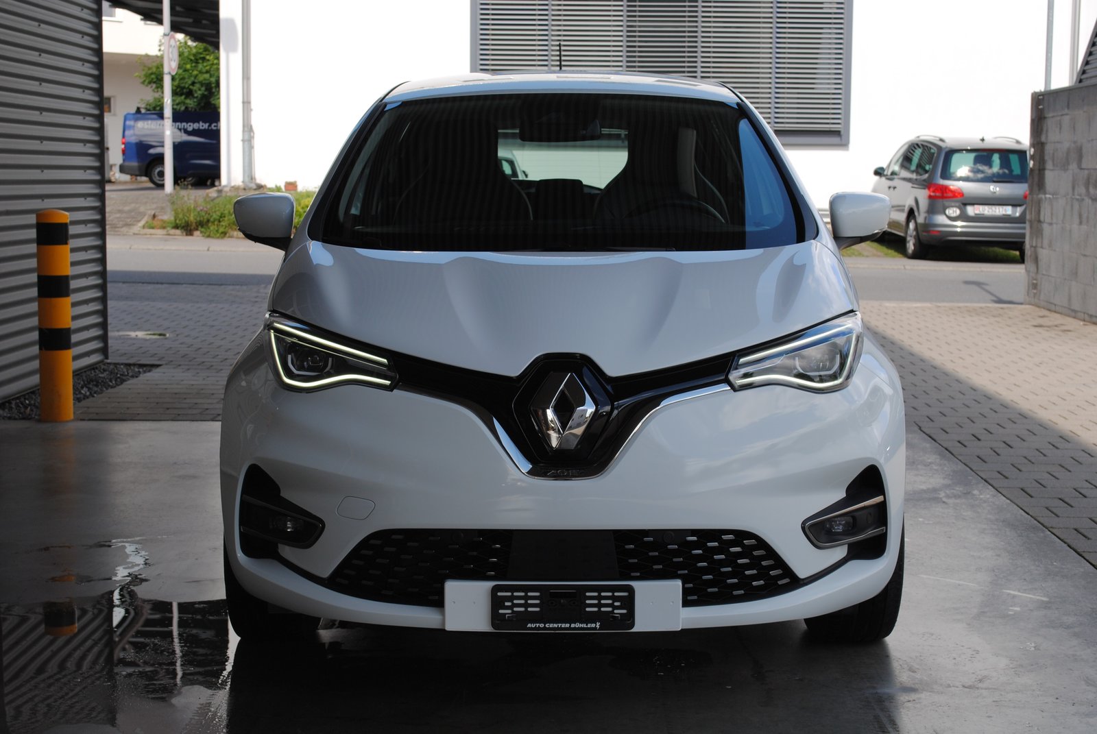RENAULT Zoe R135 (incl. Batterie) Iconic, Électrique, Occasion / Utilisé, Automatique - 2