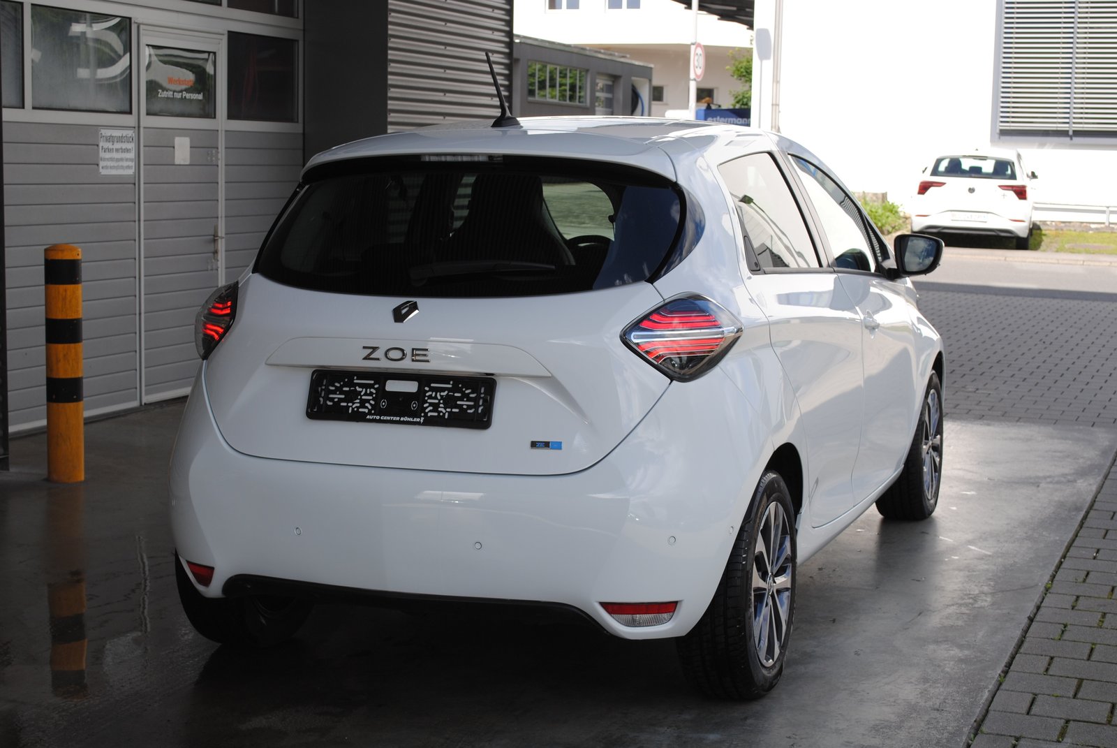 RENAULT Zoe R135 (incl. Batterie) Iconic, Électrique, Occasion / Utilisé, Automatique - 6