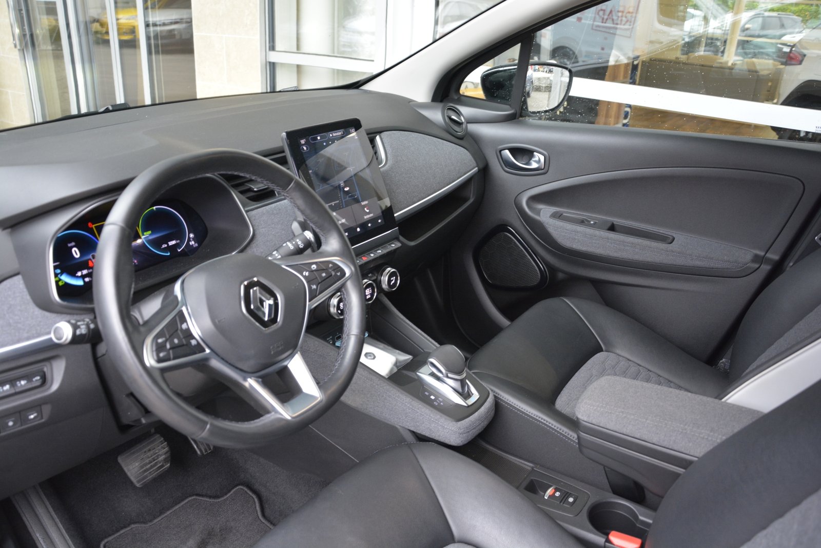 RENAULT ZOE R135 Intens / Batteriemiete, Électrique, Occasion / Utilisé, Automatique - 5