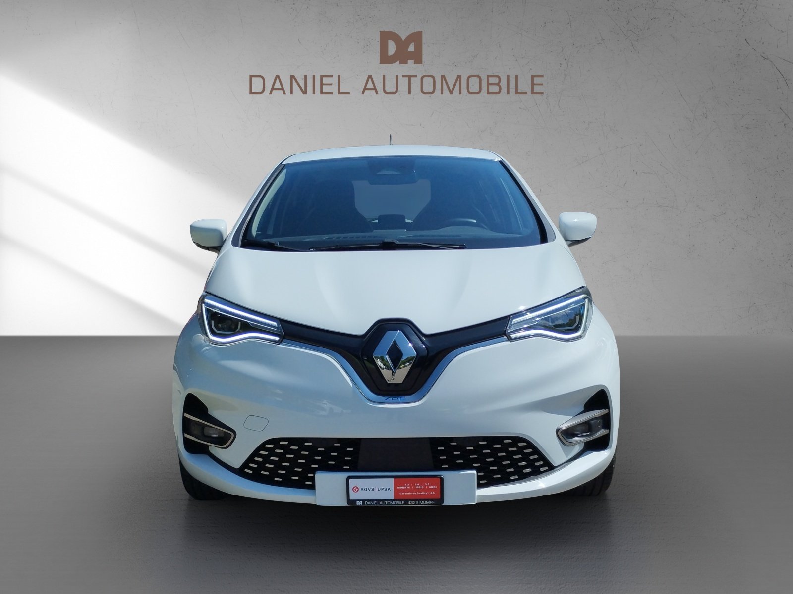 RENAULT Zoe R135 Intens, Electric, Second hand / Used, Automatic - 2