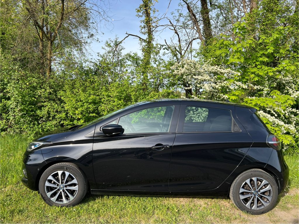 RENAULT ZOE R135 Intens, Electric, Second hand / Used, Automatic - 2