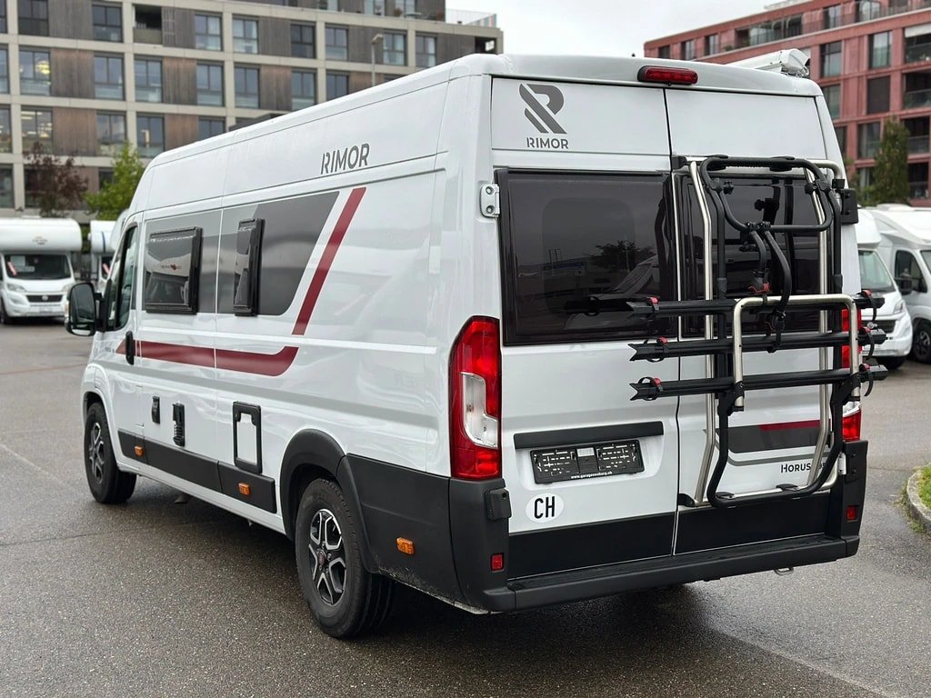 RIMOR Horus 195**Längsbett**Automat**4 Pers.**6.36m Länge**483Kg N, Diesel, Second hand / Used, Automatic - 6