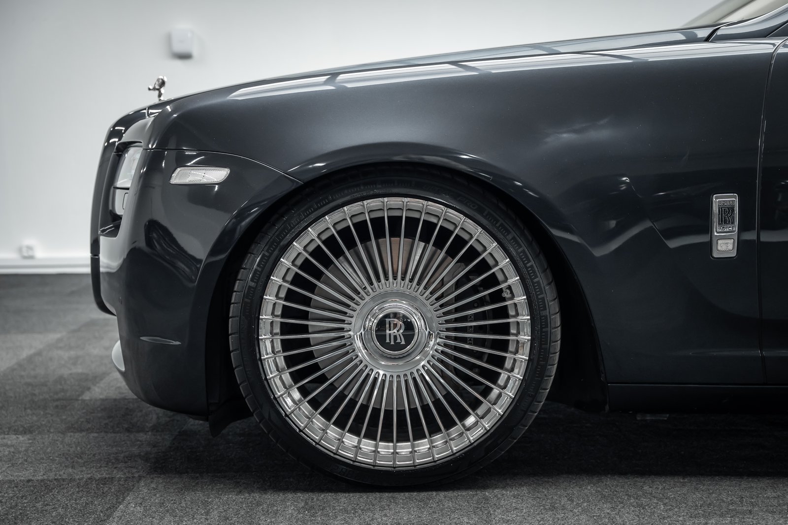 ROLLS ROYCE * GHOST 6.6 V12 * NUR 57500KM * 22 ZOLL RÄDER*, Petrol, Second hand / Used, Automatic - 2