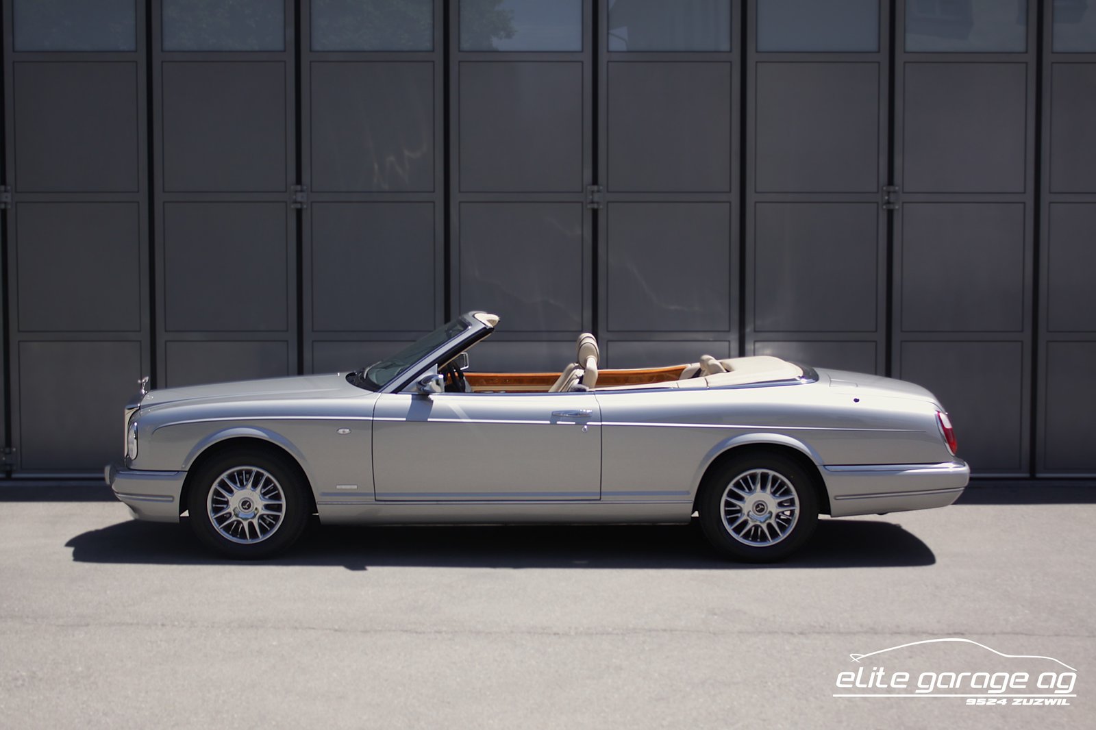 ROLLS ROYCE Corniche Last of Line Nr. 52 of 56, Essence, Occasion / Utilisé, Automatique - 2