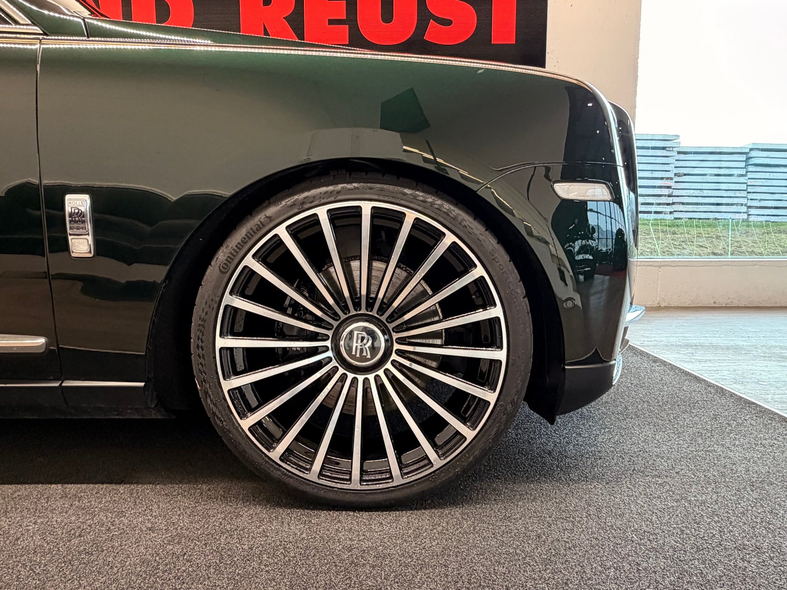 ROLLS ROYCE Cullinan 6.7 V12, Benzin, Occasion / Gebraucht, Automatik - 7
