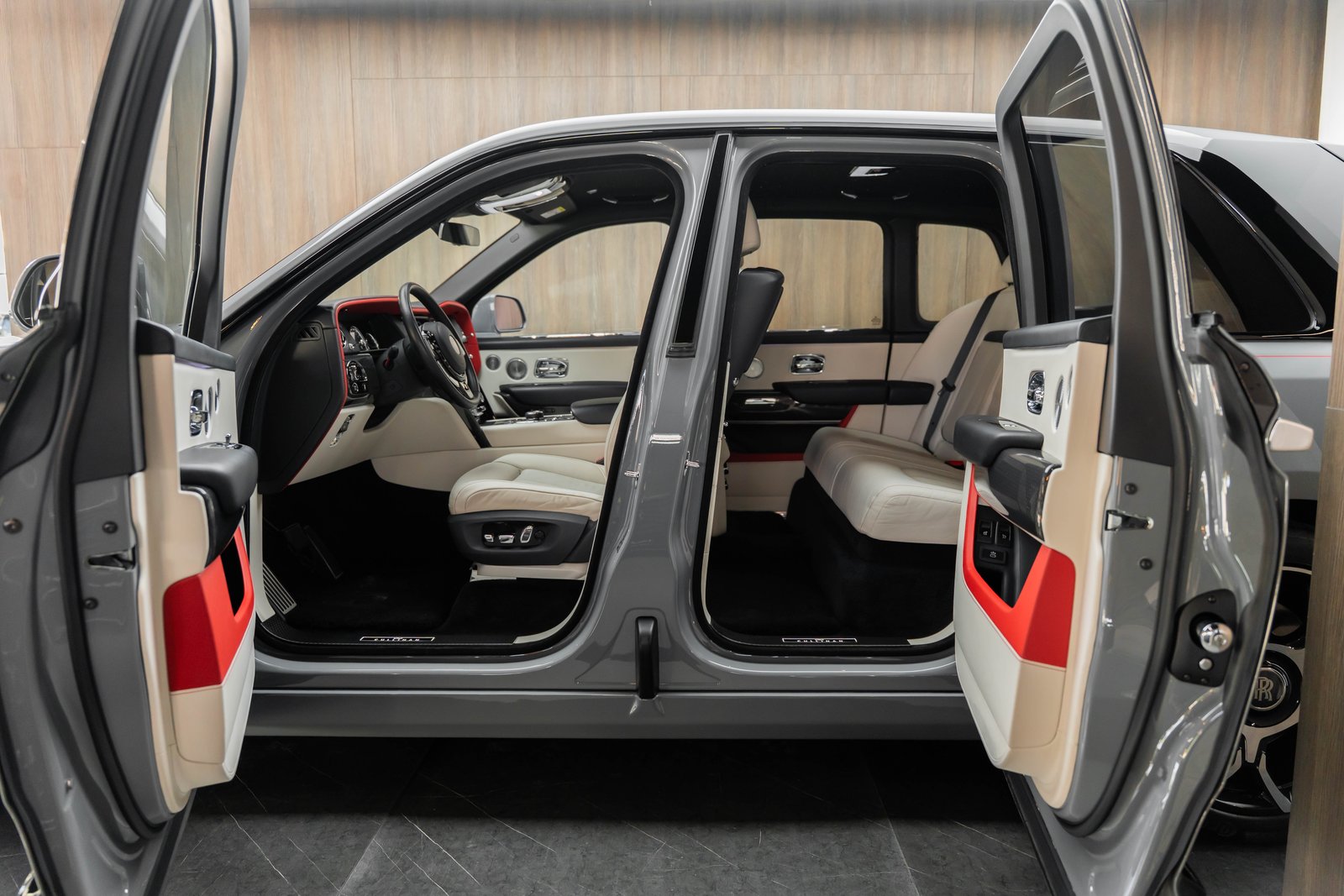 ROLLS ROYCE Cullinan 6.7 V12 Black Badge, Benzina, Occasioni / Usate, Automatico - 3