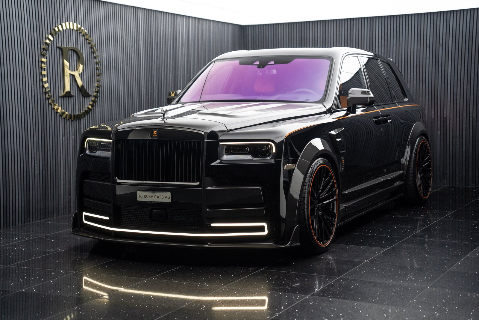 ROLLS ROYCE Cullinan 6.7 V12 Black Badge KEYVANY