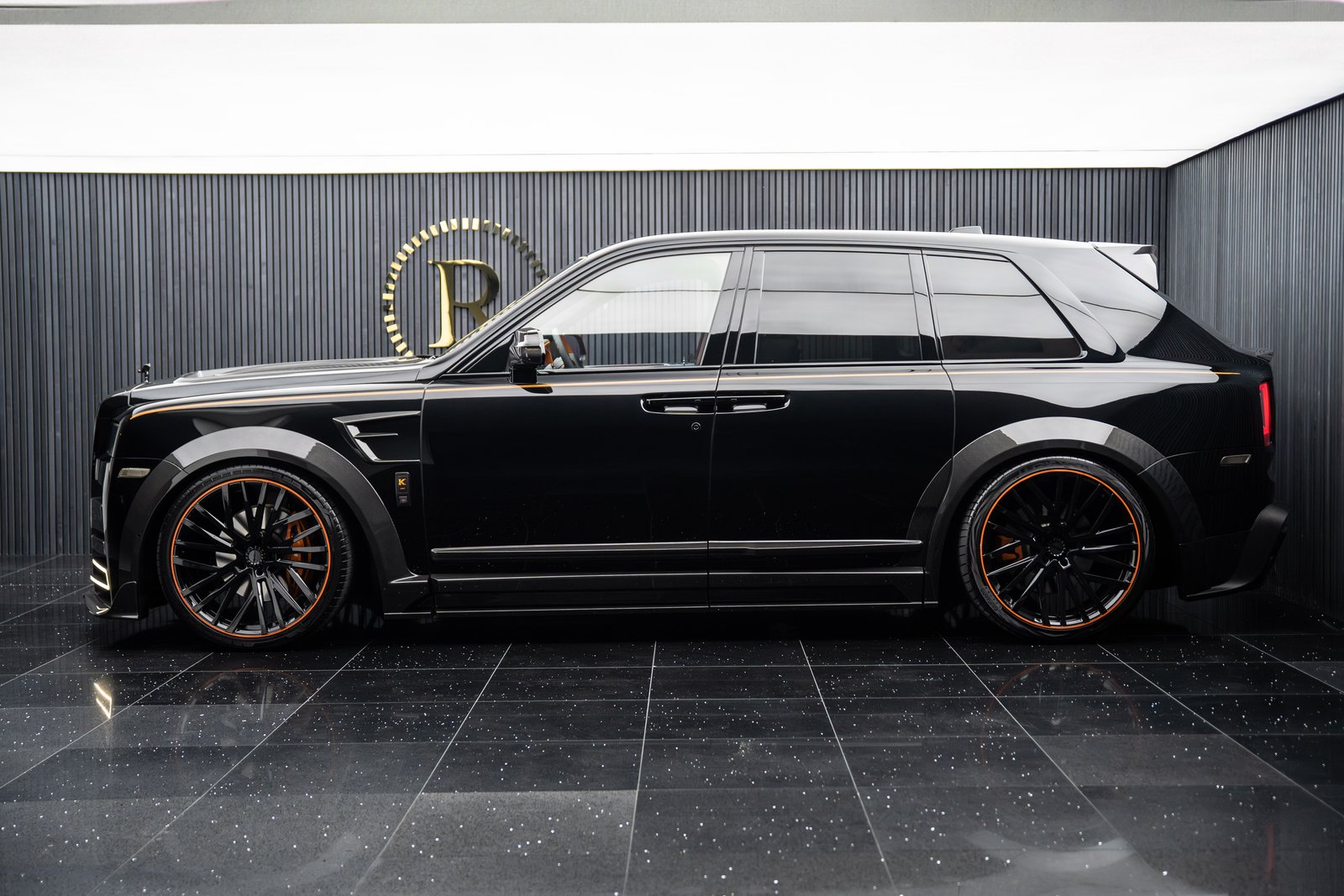 ROLLS ROYCE Cullinan 6.7 V12 Black Badge KEYVANY, Essence, Occasion / Utilisé, Automatique - 3