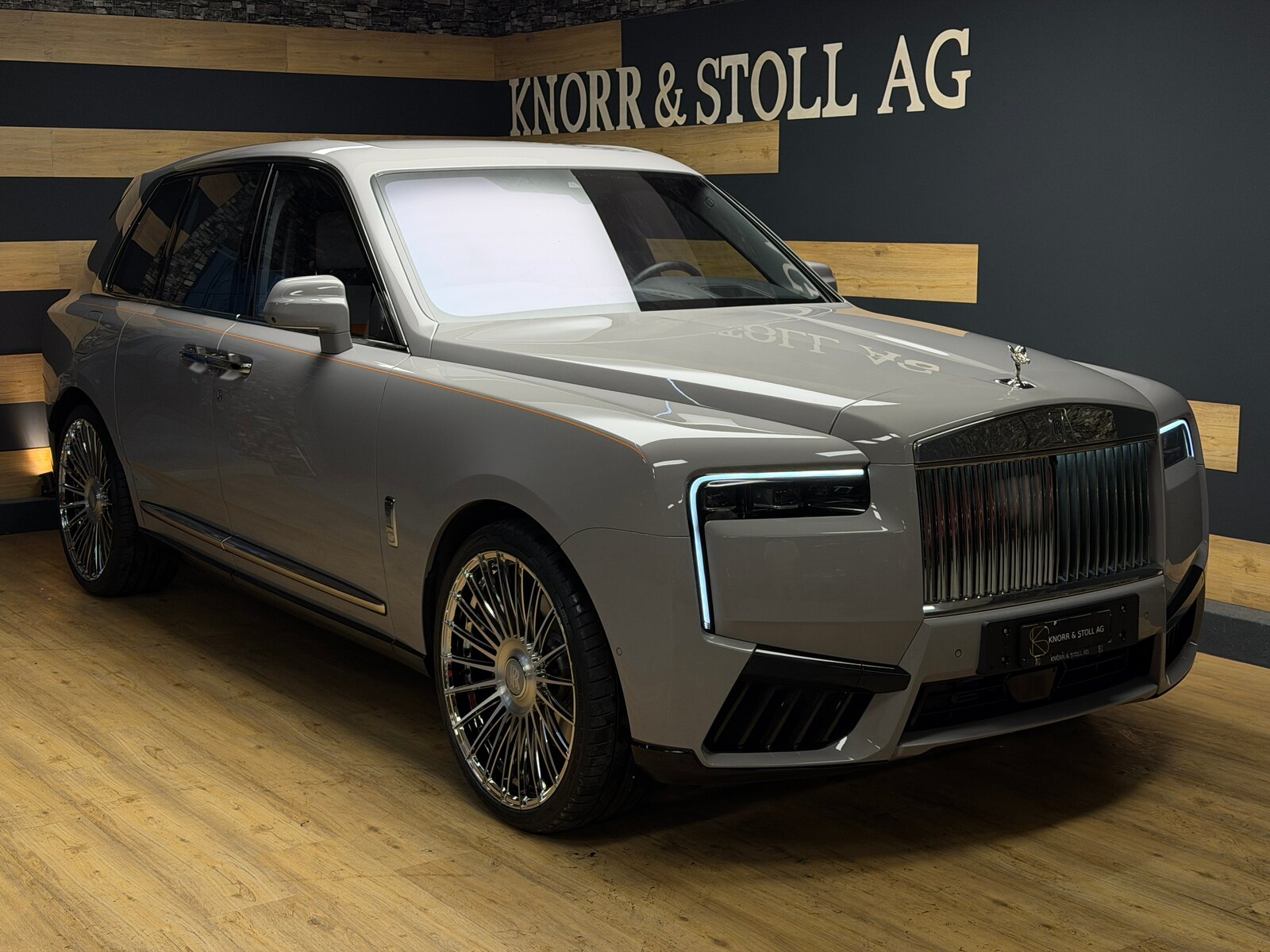 ROLLS ROYCE Cullinan 6.7 V12 Silver Badge, Benzin, Occasion / Gebraucht, Automatik - 3