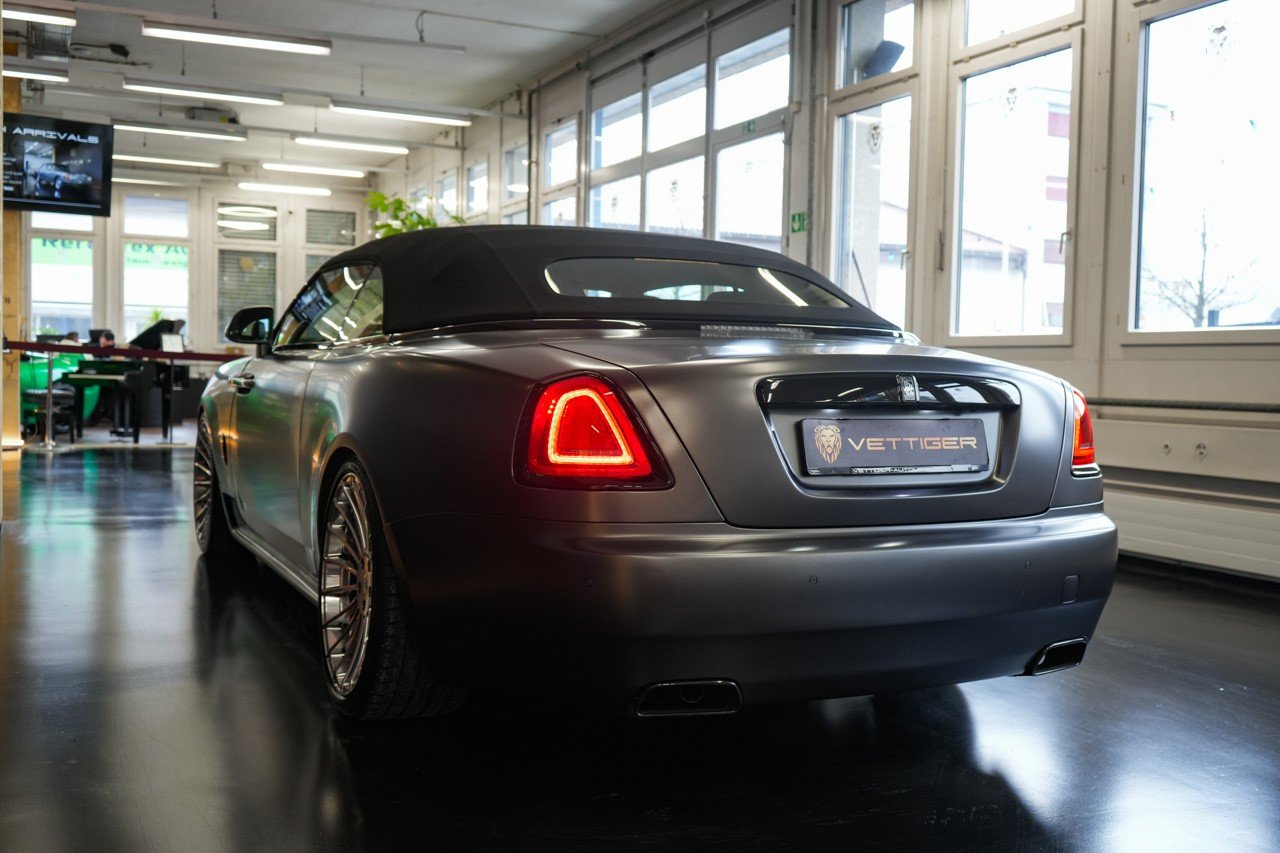 ROLLS ROYCE Dawn 6.6 V12 Black Badge, Essence, Occasion / Utilisé, Automatique - 5