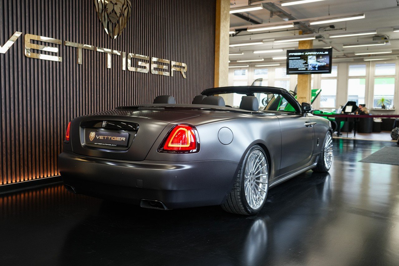 ROLLS ROYCE Dawn 6.6 V12 Black Badge, Essence, Occasion / Utilisé, Automatique - 7