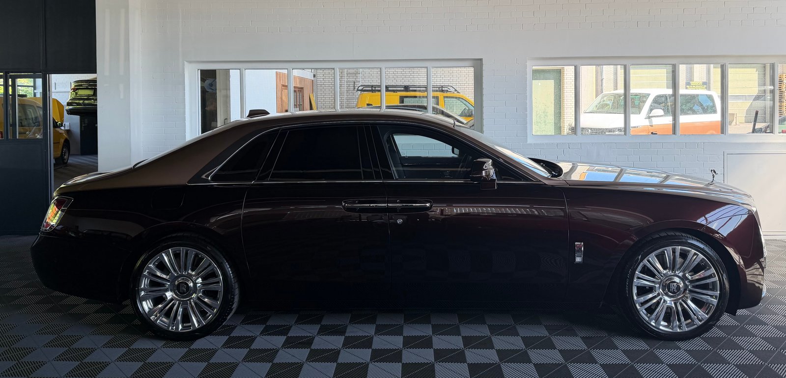 ROLLS ROYCE Ghost II 6.75 V12 571 PS, Petrol, Second hand / Used, Automatic - 2