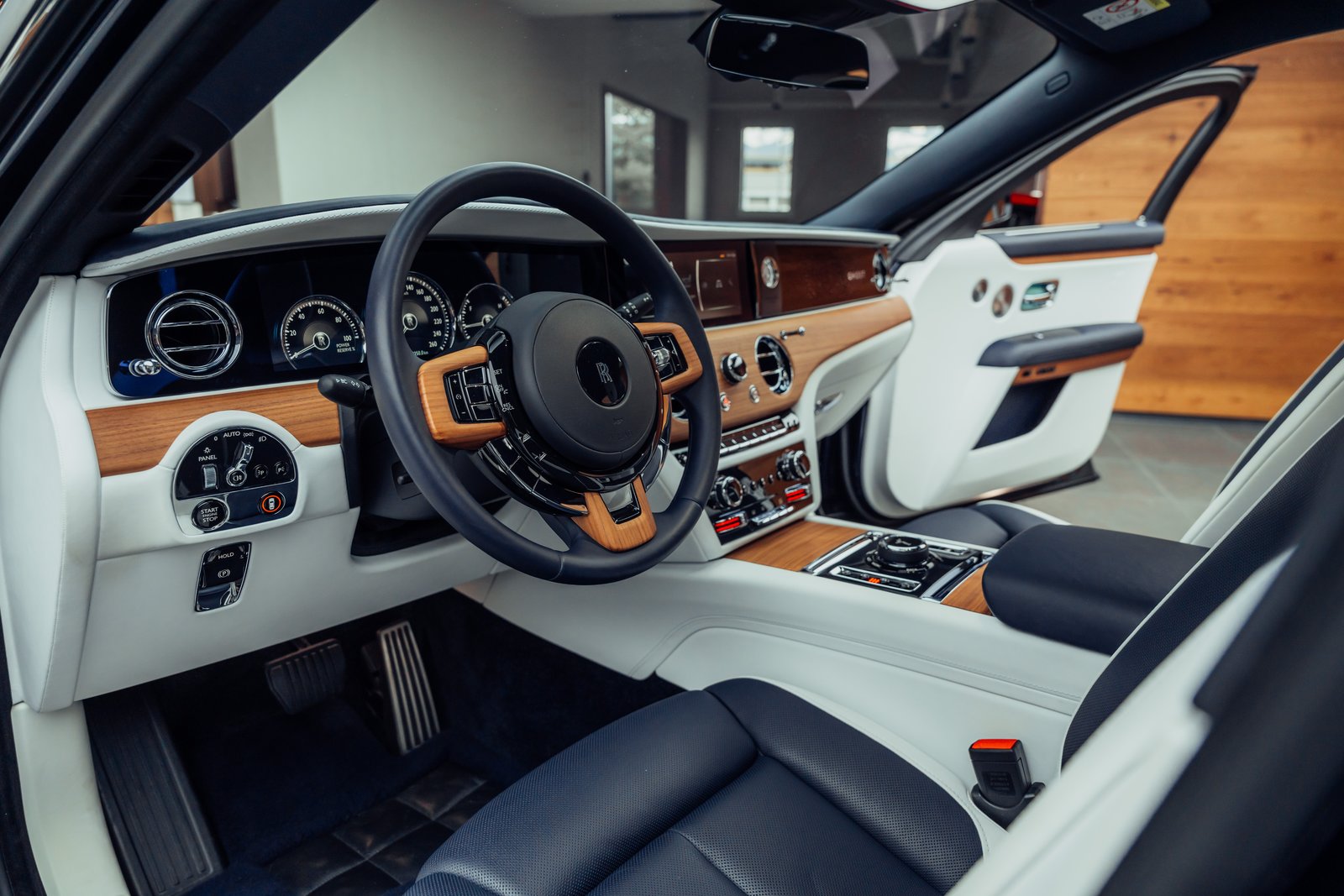 ROLLS ROYCE Ghost II 6.75 V12, Essence, Occasion / Utilisé, Automatique - 6