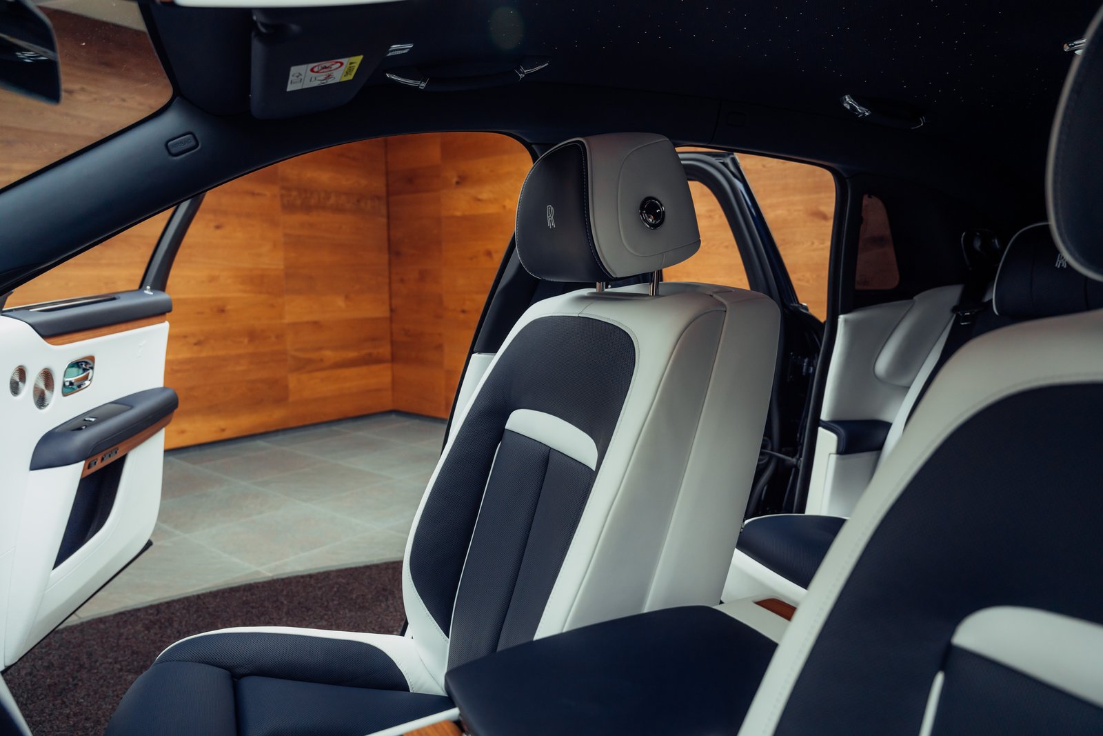 ROLLS ROYCE Ghost II 6.75 V12, Essence, Occasion / Utilisé, Automatique - 7