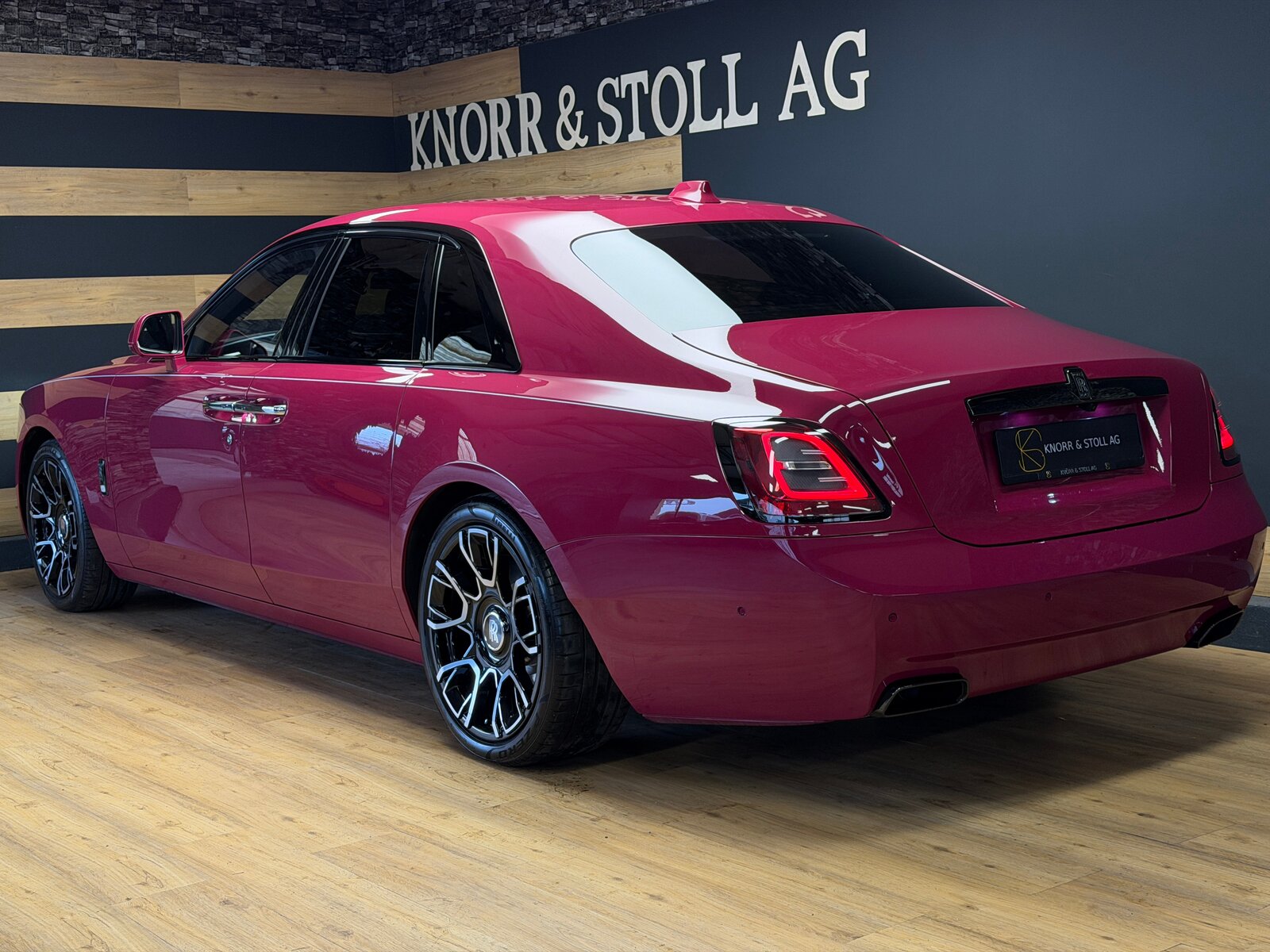 ROLLS ROYCE Ghost II 6.75 V12 Black Badge Bespoke Forbidden, Benzin, Occasion / Gebraucht, Automatik - 6