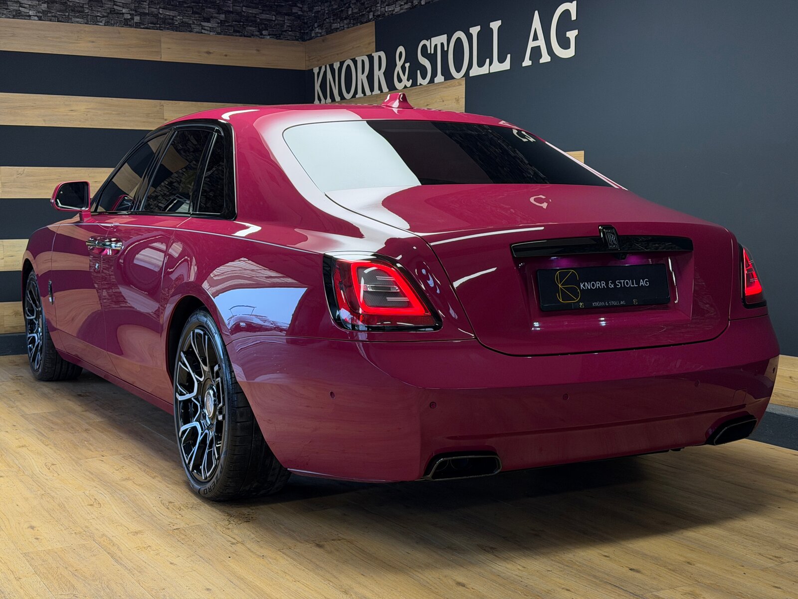 ROLLS ROYCE Ghost II 6.75 V12 Black Badge Bespoke Forbidden, Benzin, Occasion / Gebraucht, Automatik - 7