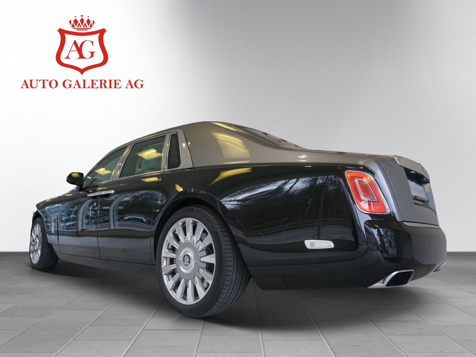 ROLLS ROYCE Phantom 6.7 V12, Essence, Occasion / Utilisé, Automatique - 4