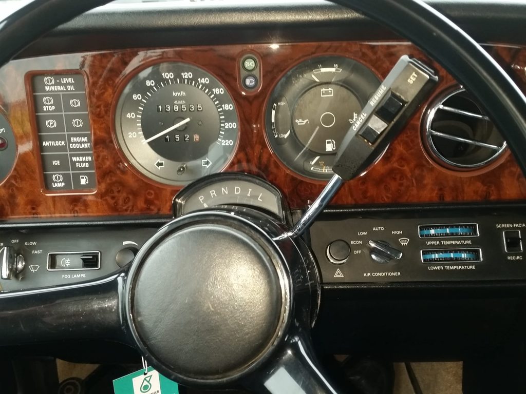 ROLLS ROYCE X, Petrol, Classic, Automatic - 4