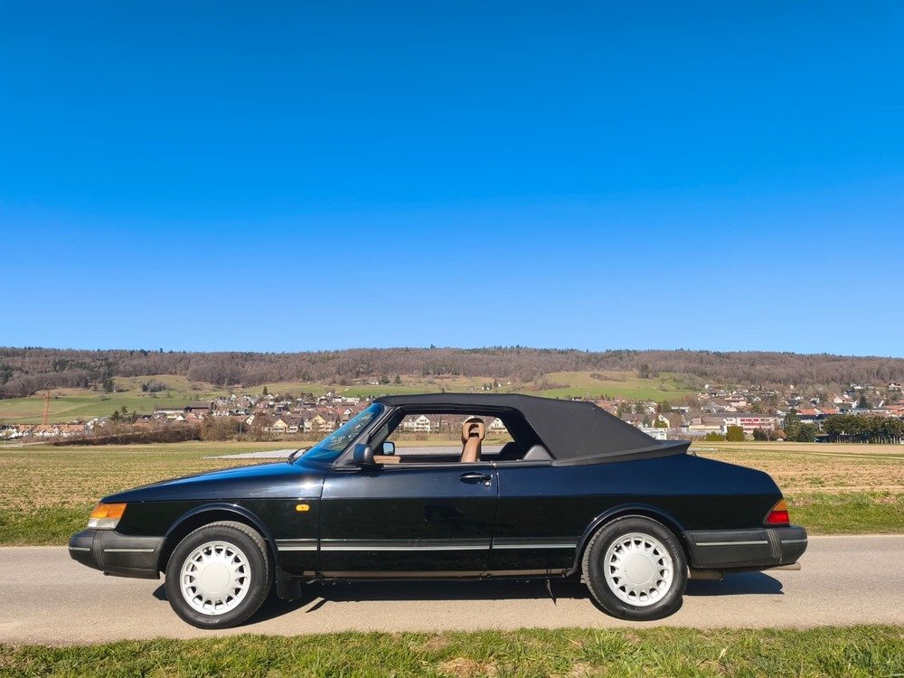 SAAB 900i 2.1-16, Petrol, Classic, Manual - 4