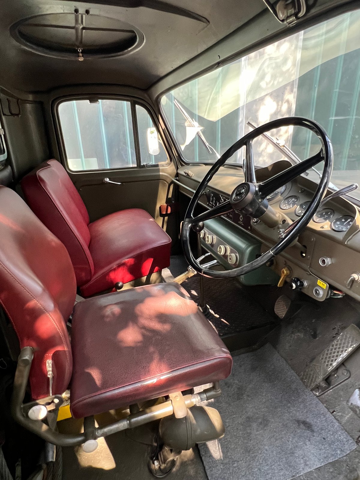SAURER 2 DM Berna 2VM 4 x 4, Diesel, Occasion / Utilisé, Manuelle - 3