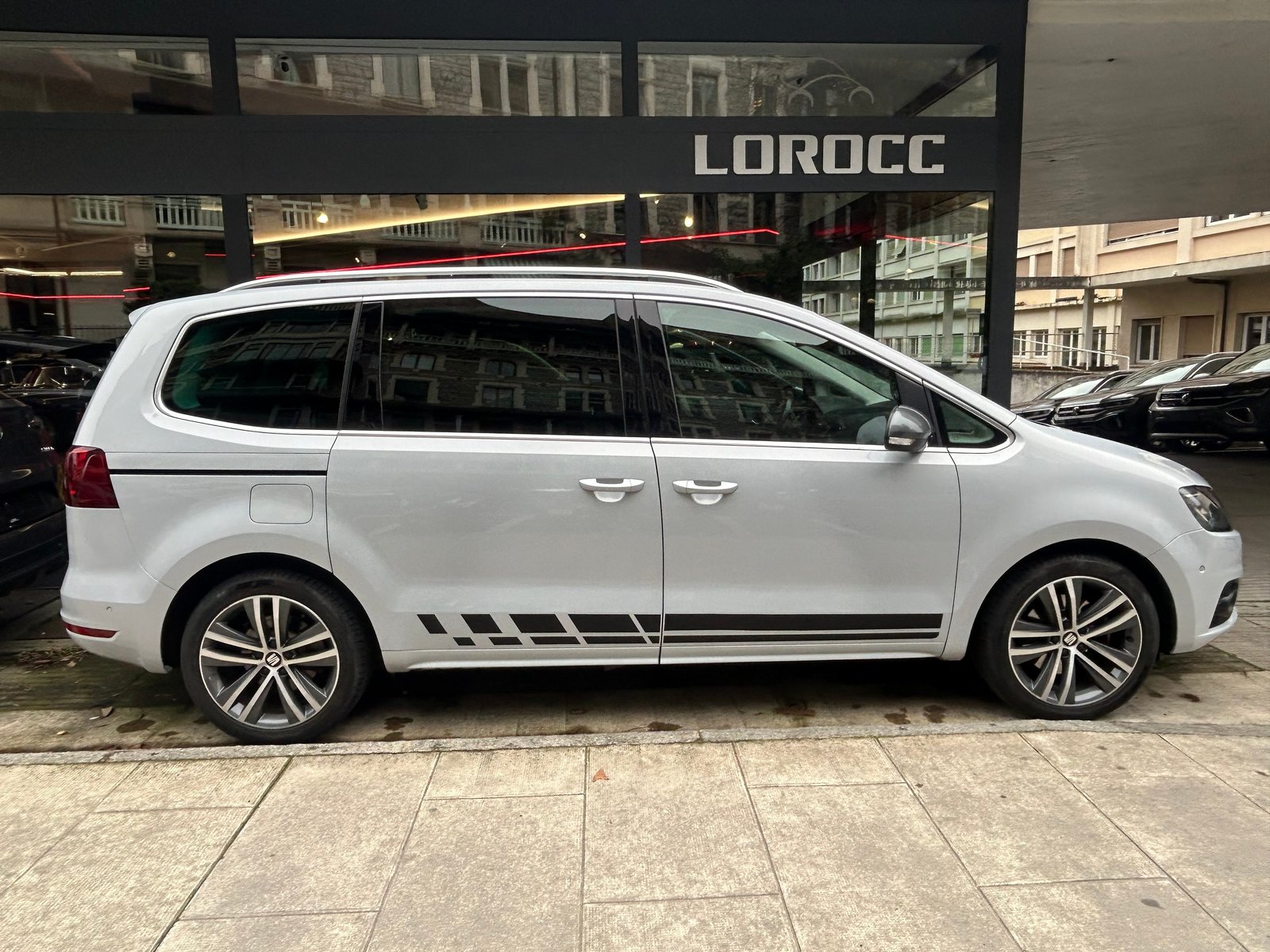 SEAT Alhambra 2.0 TDI DSG SWISS FR, Diesel, Occasioni / Usate, Automatico - 3